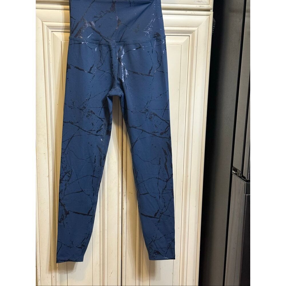 Beyond Yoga Women's High Waisted Splatter Workout Pull-on Leggings Blue Small
